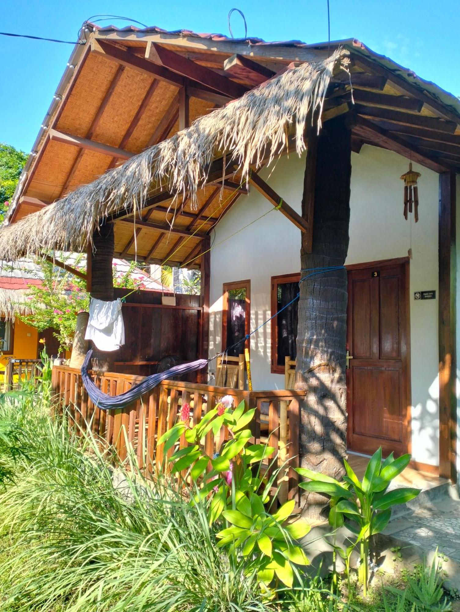 Tangga Bungalows Gili Air Pokoj fotografie
